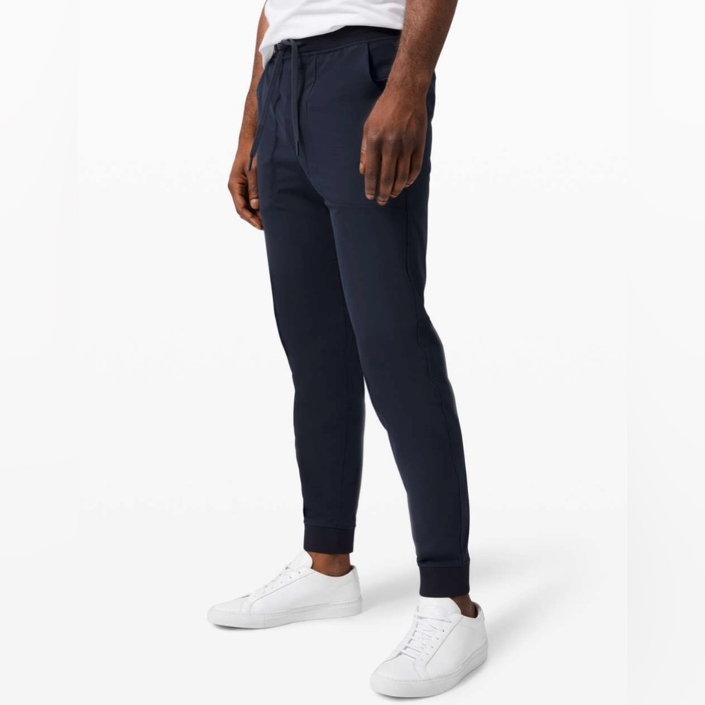 lululemon ABC Men’s Navy Jogger Sweatpants